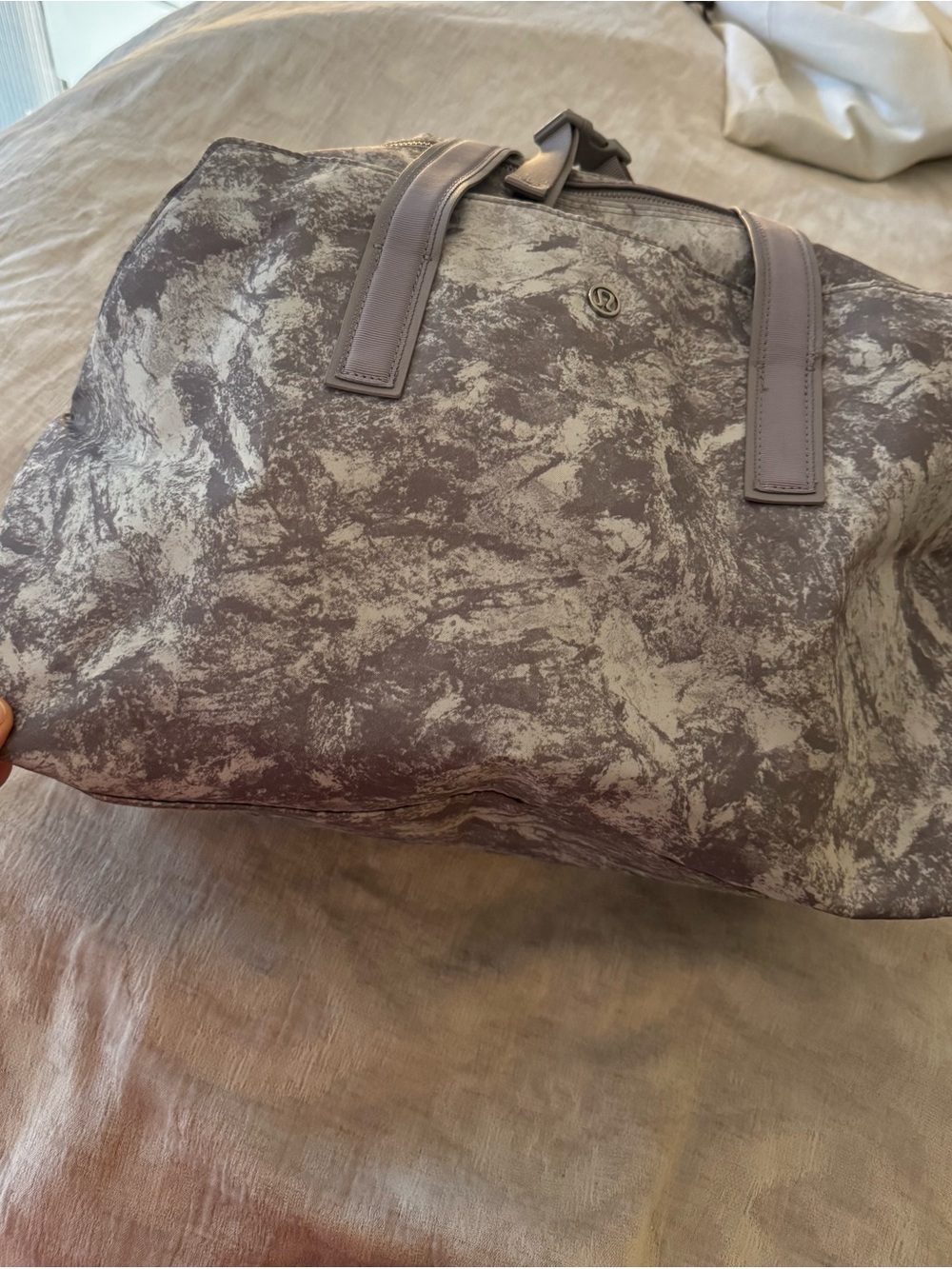 lululemon athletica large marbled gray travel duffel bag